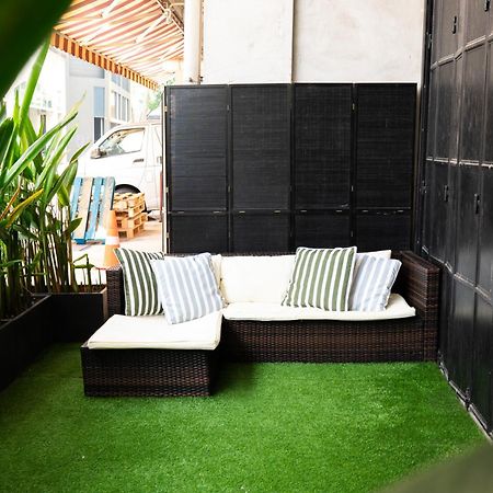 Code Hostel At Lavender Singapore Exteriör bild